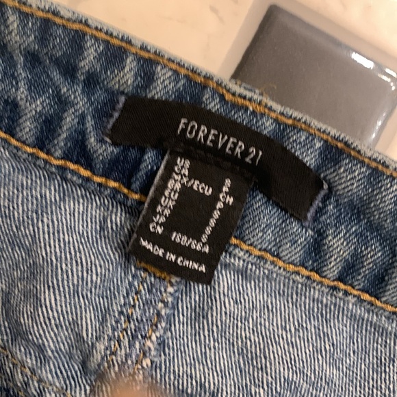 Forever 21 Jean skirt size small - Picture 4 of 4